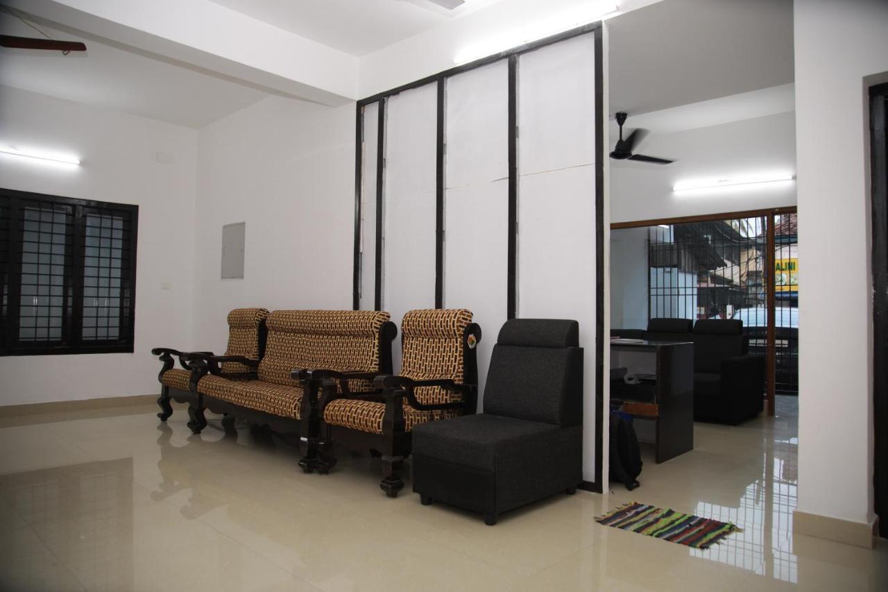 Meghna Residency Hotel Thiruvananthapuram Eksteriør billede