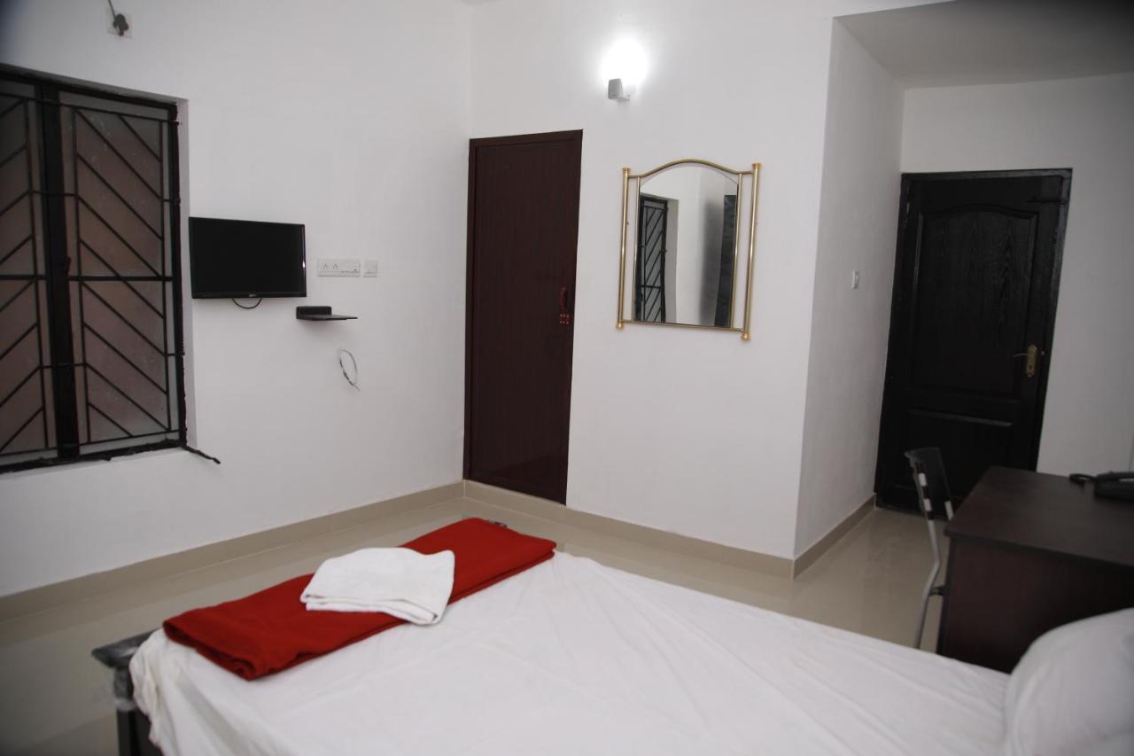 Meghna Residency Hotel Thiruvananthapuram Eksteriør billede
