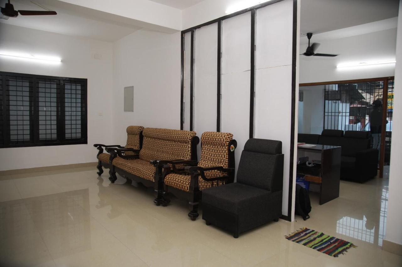 Meghna Residency Hotel Thiruvananthapuram Eksteriør billede