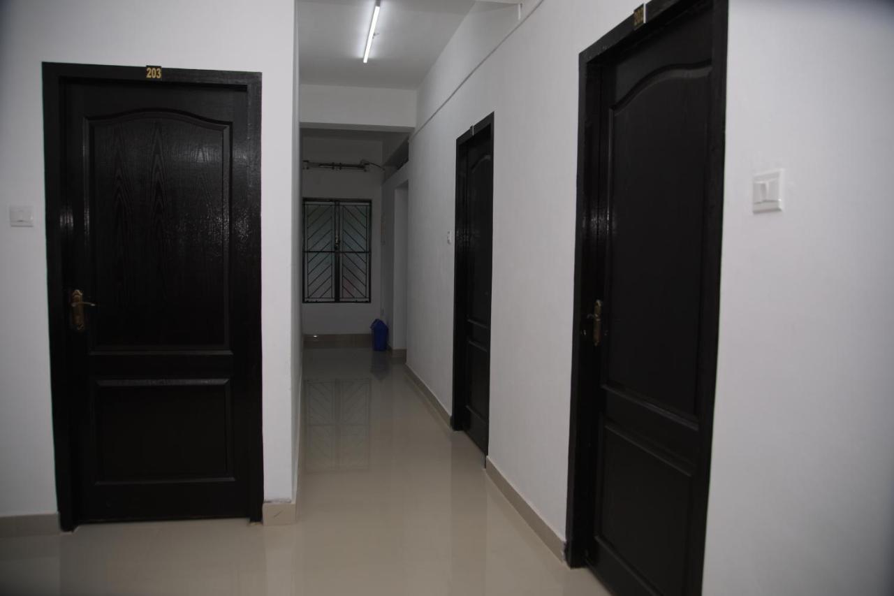 Meghna Residency Hotel Thiruvananthapuram Eksteriør billede