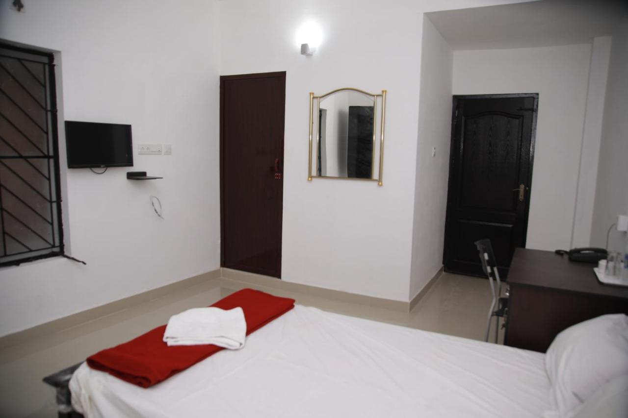 Meghna Residency Hotel Thiruvananthapuram Eksteriør billede