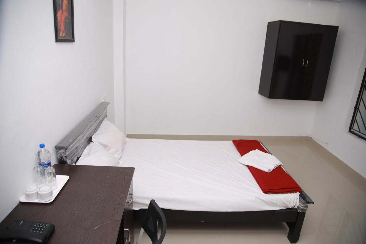 Meghna Residency Hotel Thiruvananthapuram Eksteriør billede
