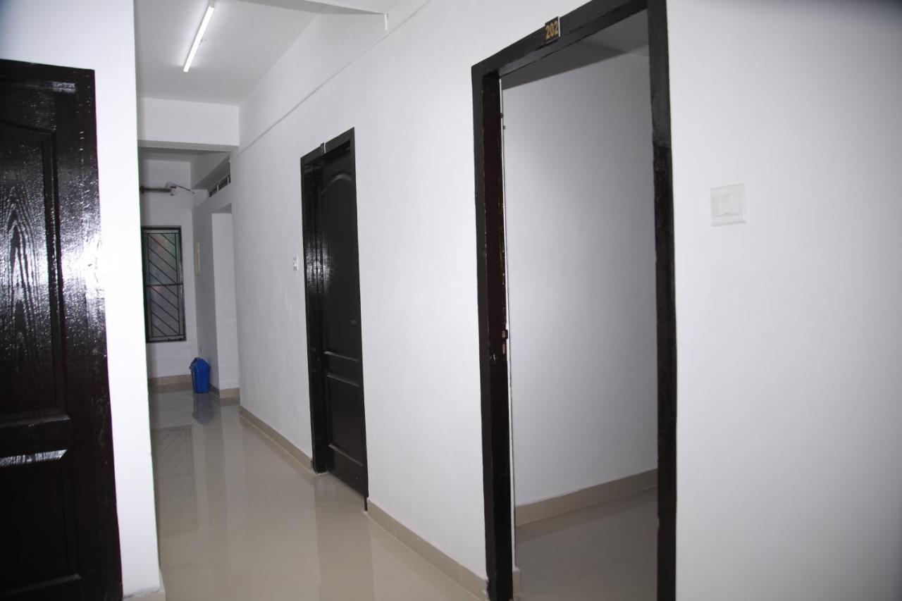 Meghna Residency Hotel Thiruvananthapuram Eksteriør billede