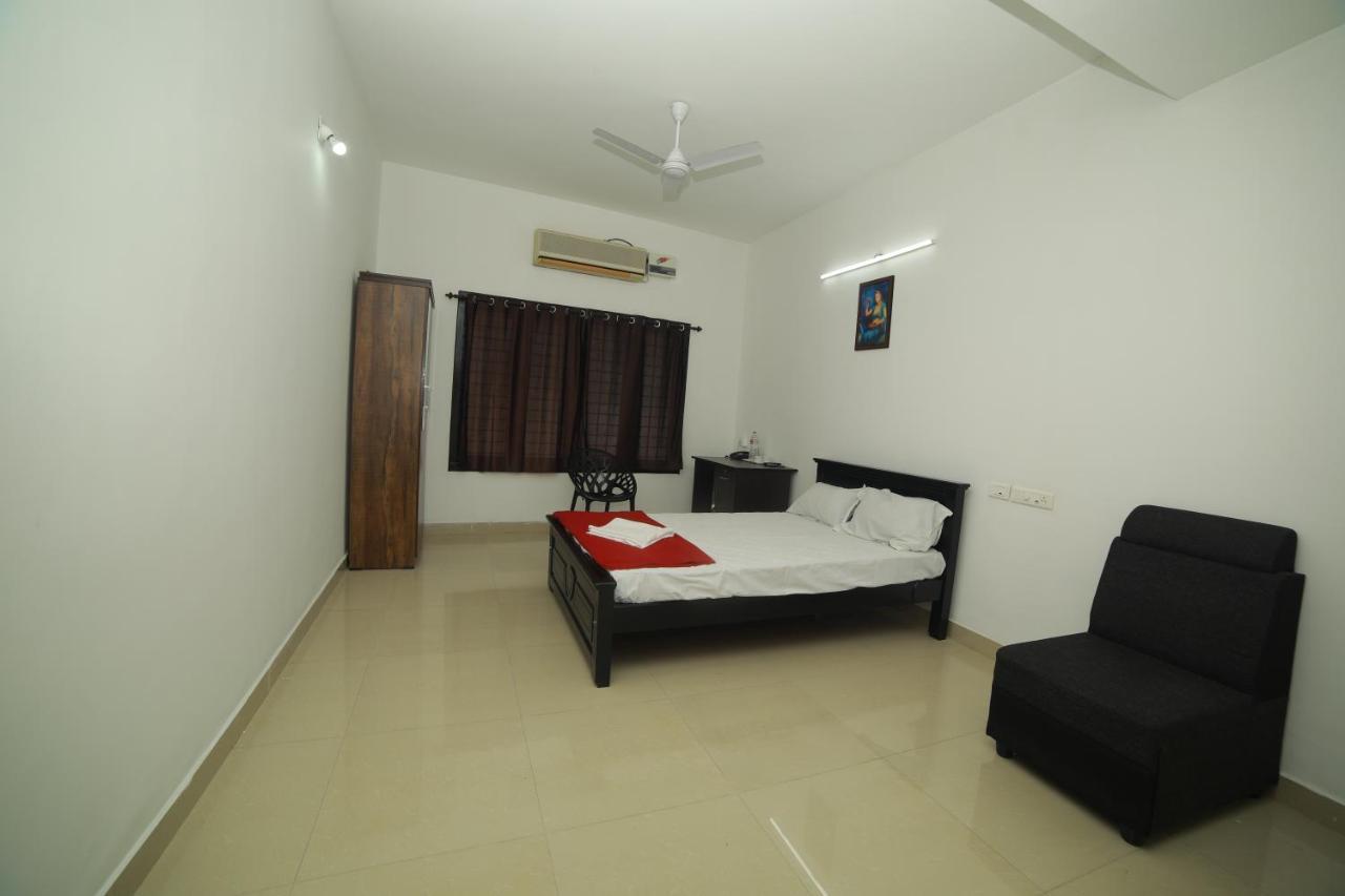 Meghna Residency Hotel Thiruvananthapuram Eksteriør billede