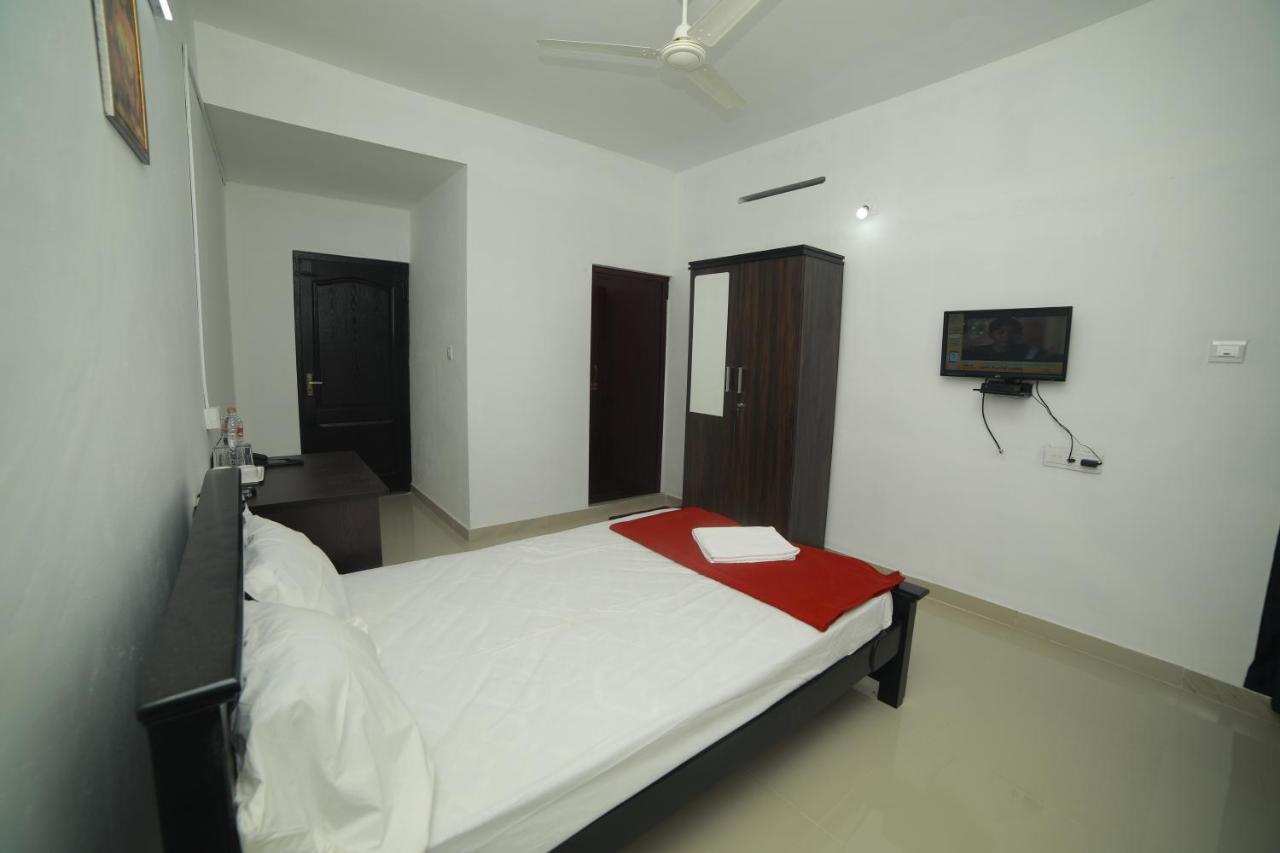 Meghna Residency Hotel Thiruvananthapuram Eksteriør billede