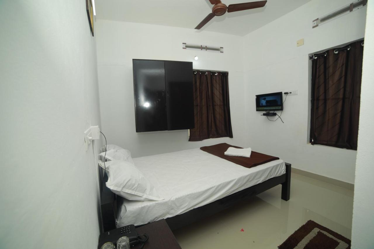 Meghna Residency Hotel Thiruvananthapuram Eksteriør billede