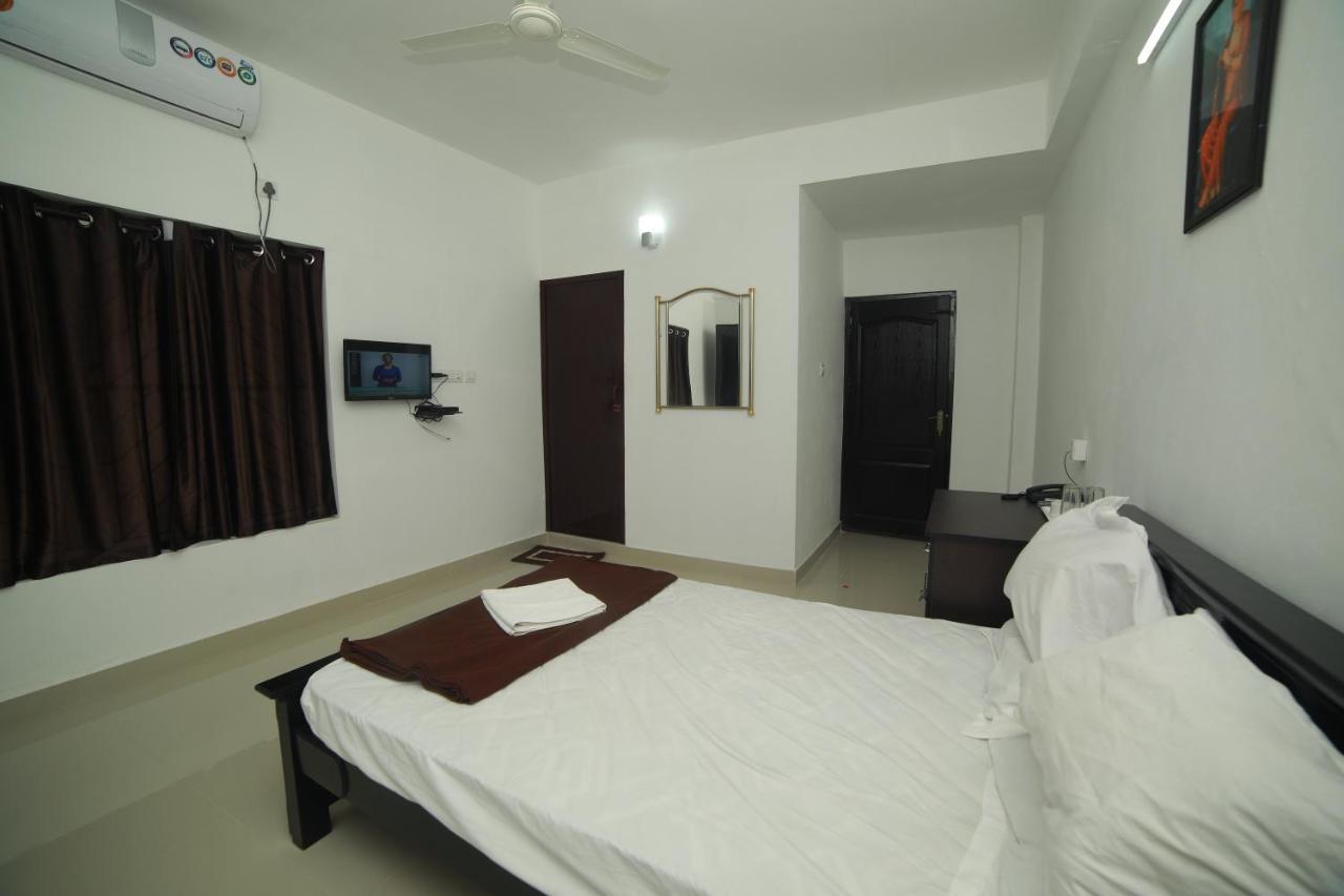 Meghna Residency Hotel Thiruvananthapuram Eksteriør billede